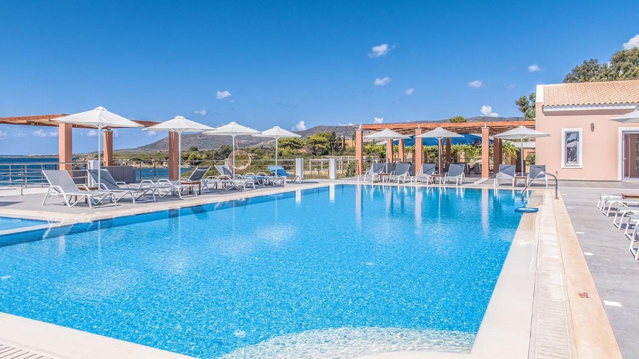 Remenzo Hotel Ликсури Екстериор снимка