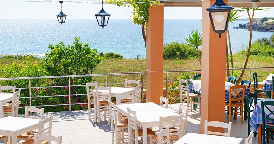 Remenzo Hotel Ликсури Екстериор снимка